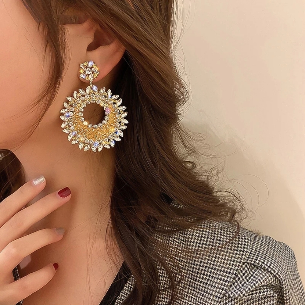 Earring - Picture 10 of 12